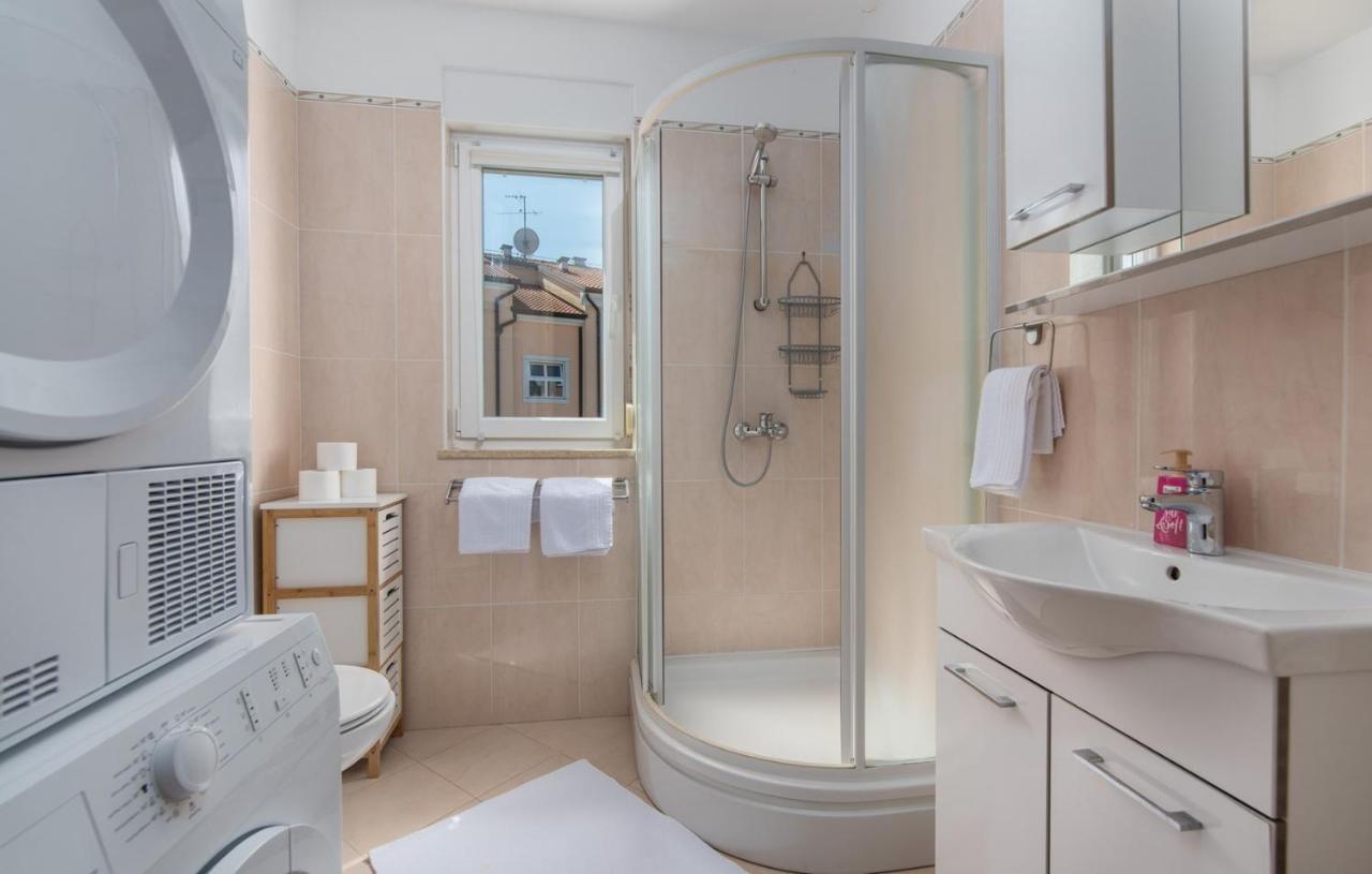 Apartment Melarnian Near The Beach In أوماغ المظهر الخارجي الصورة